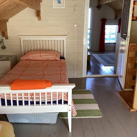 The Cabin, 키파리씨아 외부 사진